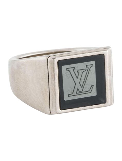 louis vuitton signet ring|lv signet ring.